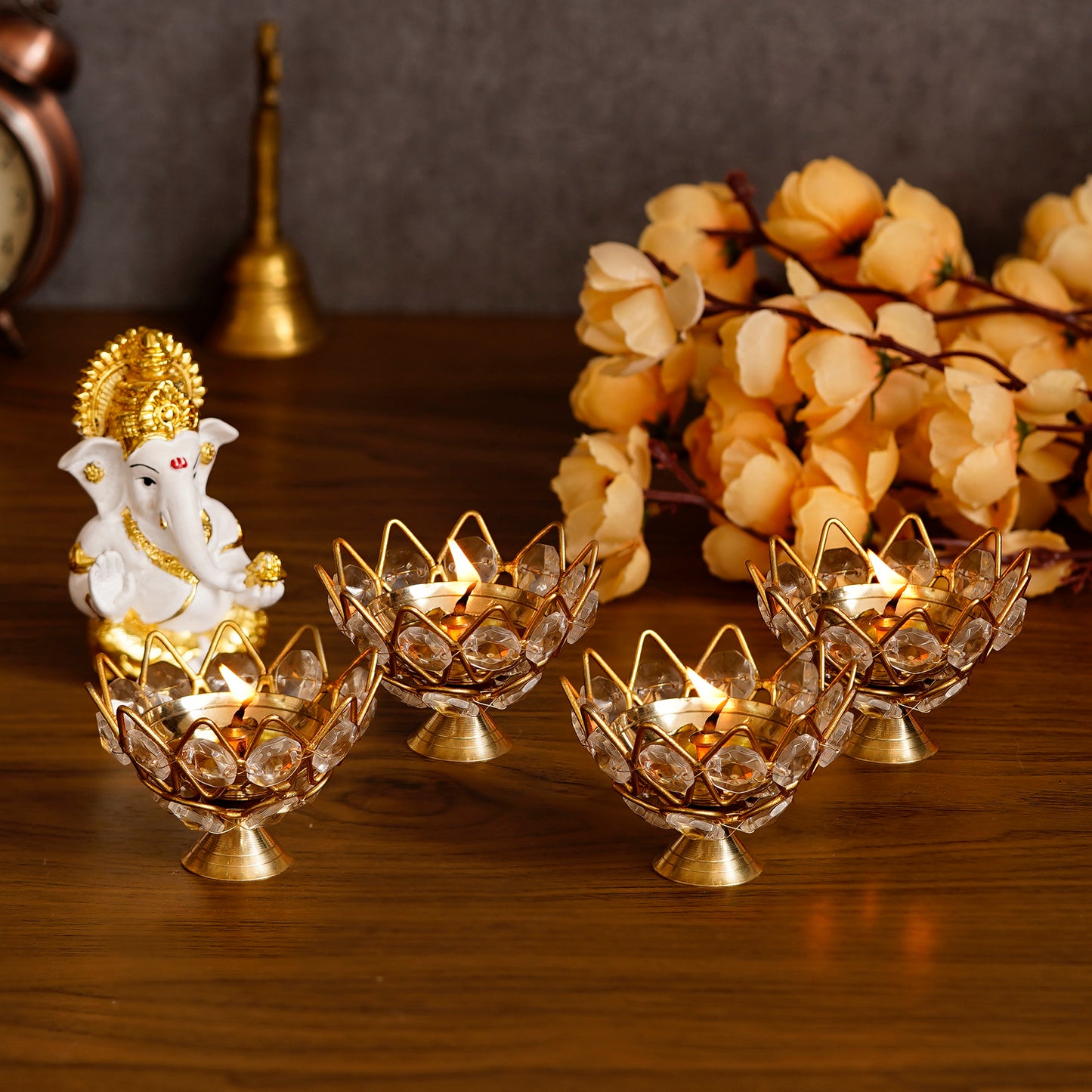 eCraftIndia Set of 4 Lotus Shape Crystal Tea Light Holder (Diya)